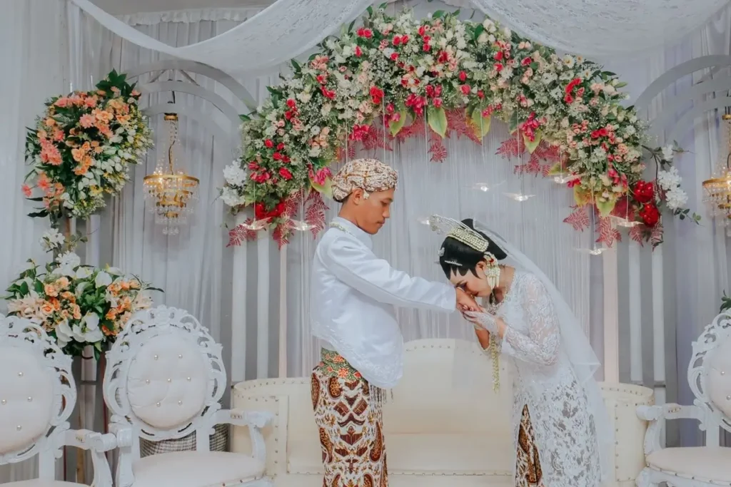 Urutan Pernikahan Adat Jawa